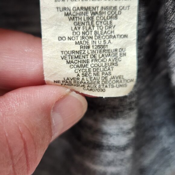 Vanilla Sugar Tres Chic ladies top - Picture 3 of 12